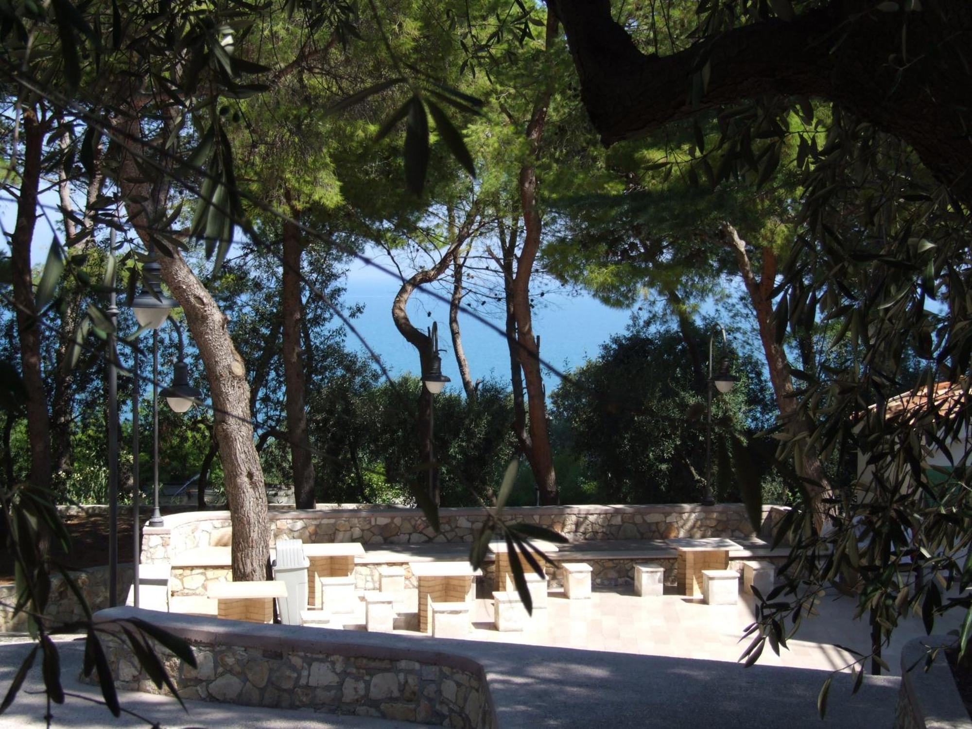 Villaggio Hotel Ripa Rodi Garganico Εξωτερικό φωτογραφία